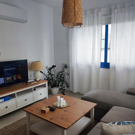 Marina Gardens Apartment Paphos ภายนอก รูปภาพ