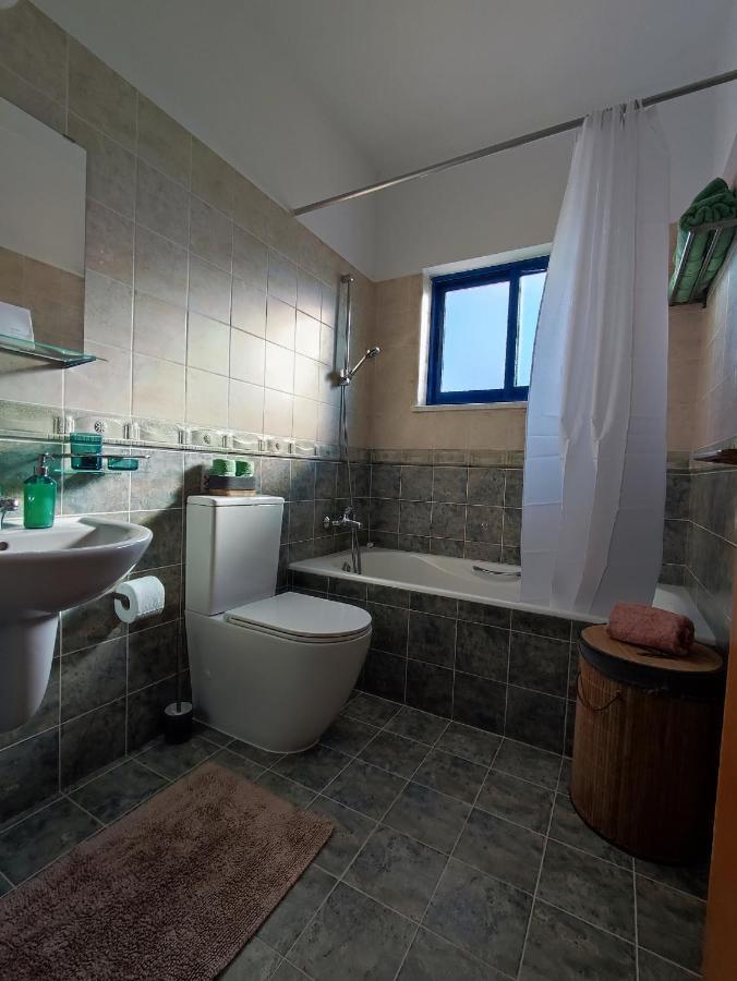 Marina Gardens Apartment Paphos ภายนอก รูปภาพ
